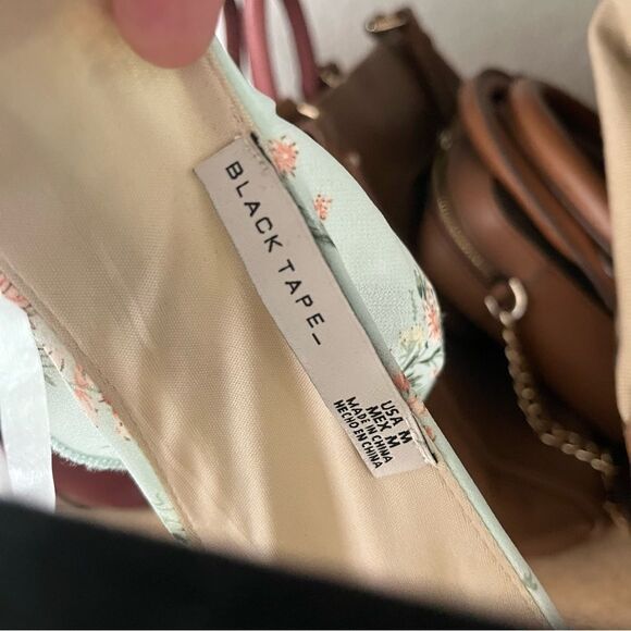 Black Tape Floral Midi Dress - Mint Green Size Medium - Picture 6 of 6